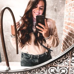 Meet your Posher, Isabel